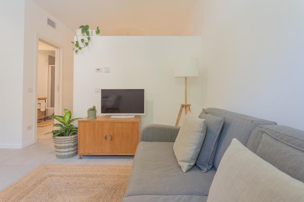 Ginepro & Salvia Apartments In Como By Rent All Como Exterior foto